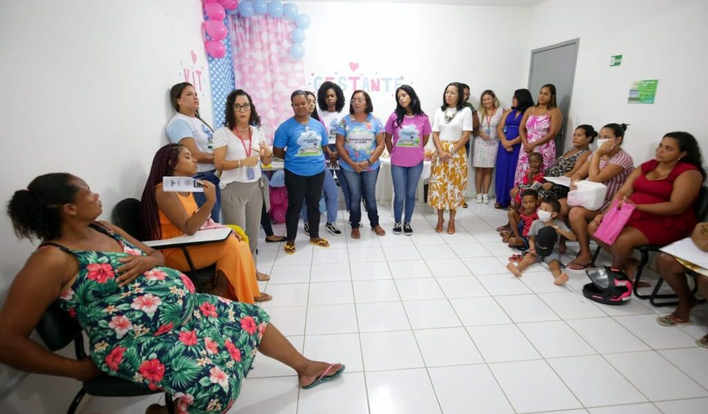 gestantes-acompanhadas-pelo-cras-vila-de-abrantes-recebem-kit-enxoval