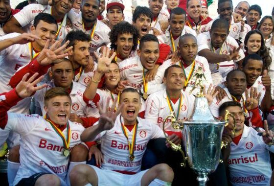 craque-do-inter-ja-humilhou-o-gremio-em-final