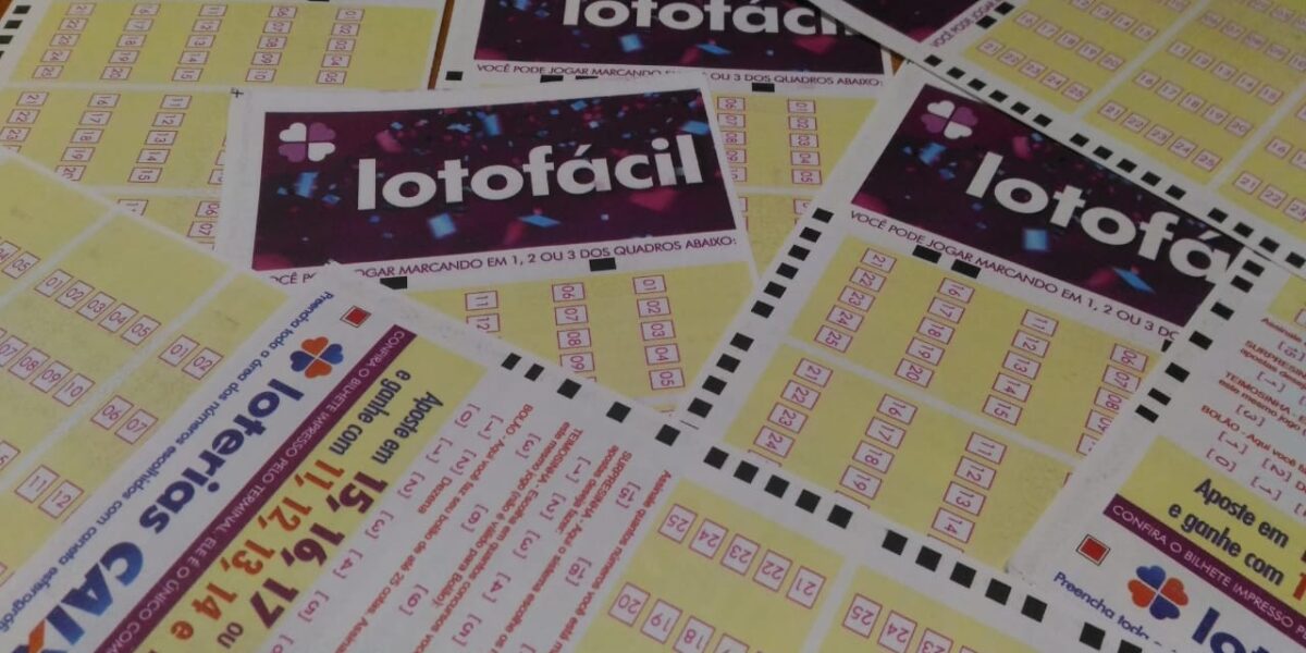 lotofacil:-mais-uma-aposta-de-ro-acerta-os-15-numeros-e-fatura-quase-r$-300-mil