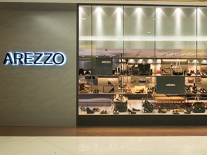 Arezzo compra grife italiana Paris Texas em primeira aquisição internacional