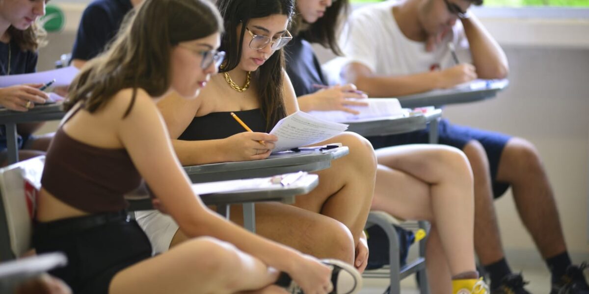 unicamp-define-calendario-do-vestibular-2024-e-1a-fase-de-provas-sera-em-outubro;-veja-datas
