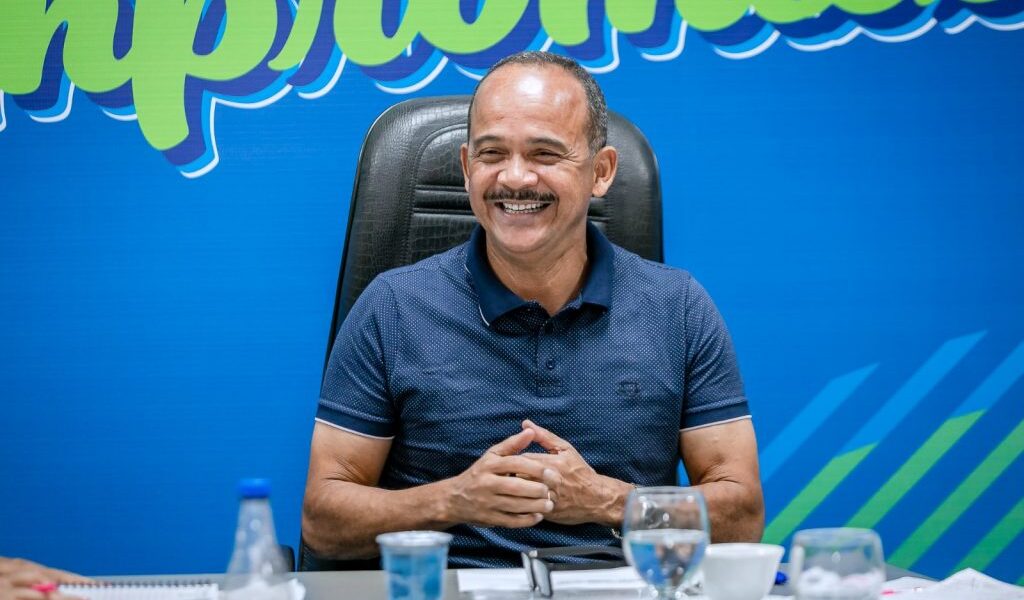 elinaldo-enfatiza-que-prefeitura-de-camacari-esta-aberta-ao-dialogo-para-implantacao-da-byd
