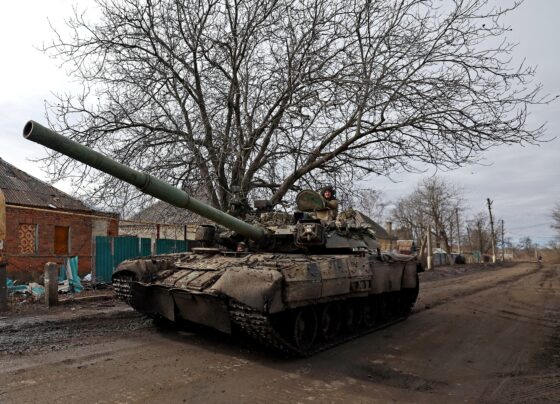 como-a-russia-voltou-a-cometer-velhos-erros-na-‘maior-batalha-de-tanques’-da-guerra-da-ucrania