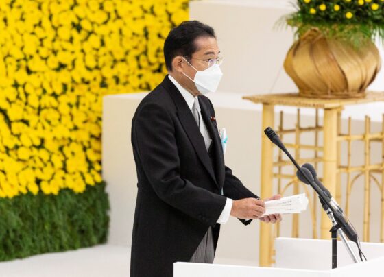 proposta-de-ter-filho-para-reduzir-divida-estudantil-causa-polemica-no-japao