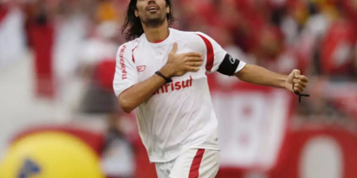 video:-fernandao-fez-um-dos-gols-mais-bonitos-do-beira-rio
