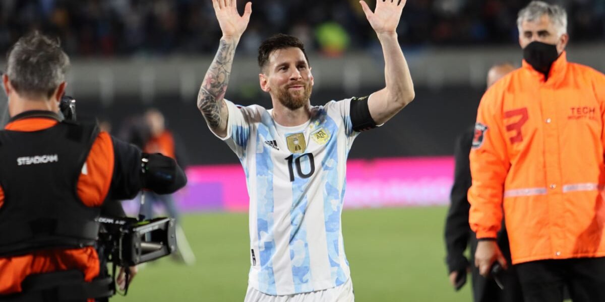 argentino-messi-e-eleito-o-melhor-do-mundo-pela-7a-vez