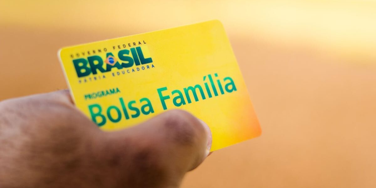 familias-maiores-receberao-valor-extra-no-bolsa-familia;-entenda
