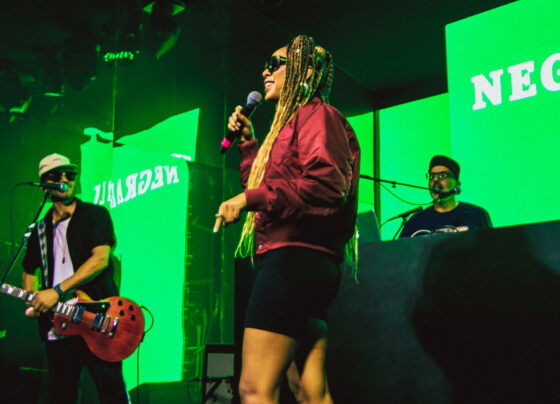 negra-li-agita-palco-heineken-no-festival-grls-com-sucessos-no-repertorio