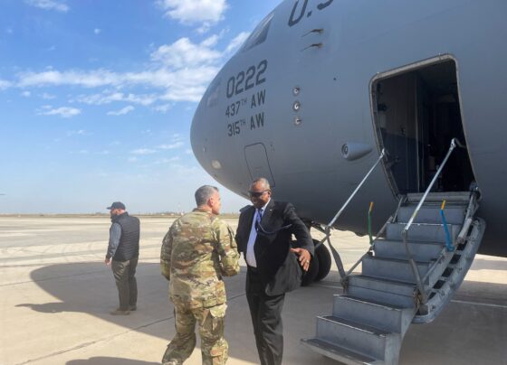 eua-fazem-primeira-visita-de-alto-escalao-a-iraque-20-apos-derrubar-saddam-hussein