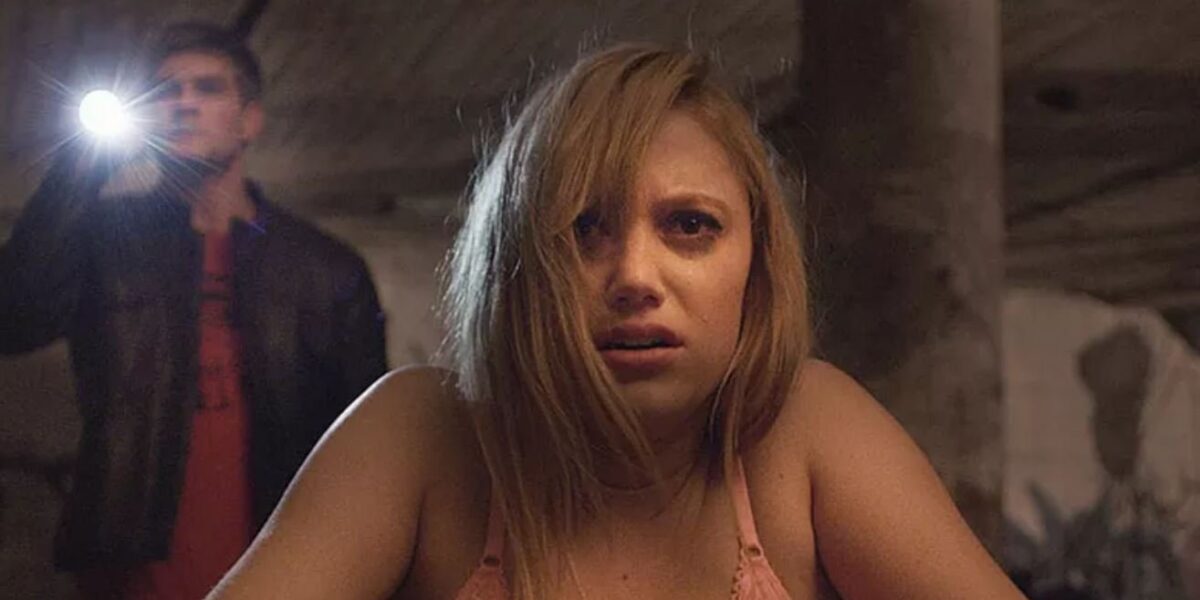 ‘longlegs’:-maika-monroe-se-junta-ao-elenco-do-terror-estrelado-por-nicolas-cage