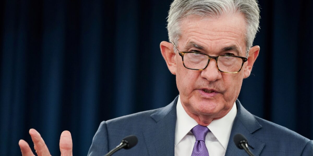 powell:-taxa-final-de-juros-nos-eua-pode-ser-maior-do-que-a-prevista-pelo-fed-em-dezembro