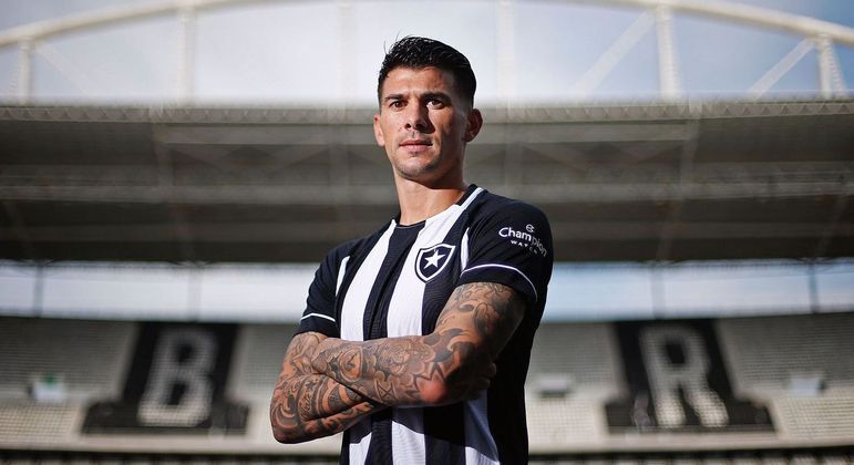 Valor que Inter receberá por Victor Cuesta é de cair da cadeira