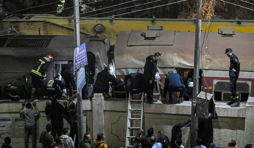 acidente-ferroviario-deixa-dois-mortos-e-16-feridos-no-egito