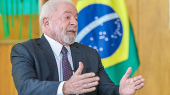 Lula e Legislativo disputam iniciativa de projeto sobre equiparação salarial para mulheres