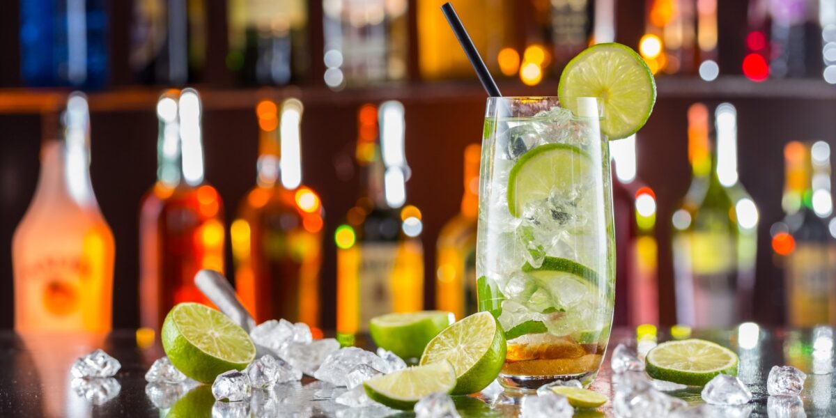 quanto-precisamos-queimar-para-o-corpo-ficar-livre-das-calorias-de-um-drink?