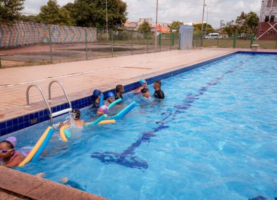 alunos-de-esportes-aquaticos-da-cidade-do-saber-voltam-as-aulas