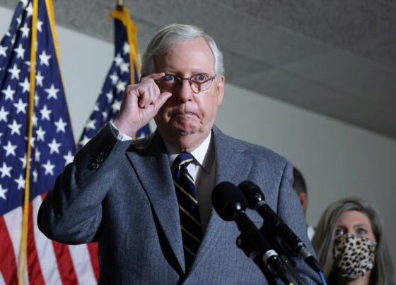 lider-republicano-no-senado-dos-eua,-mitch-mcconnell,-e-hospitalizado-apos-queda