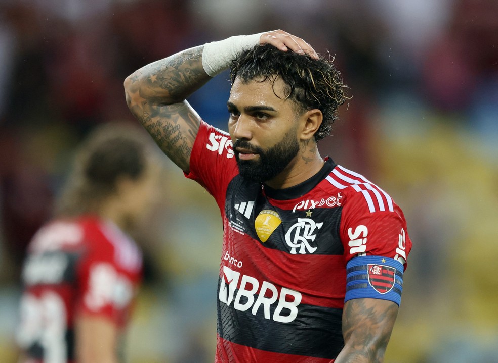 Gabigol recebe aviso e vai ter que renovar o seguro do carro