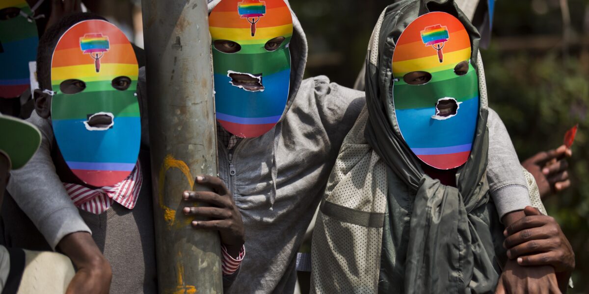 parlamento-da-uganda-vota-projeto-de-lei-que-torna-crime-pessoas-se-identificarem-como-lgbtq
