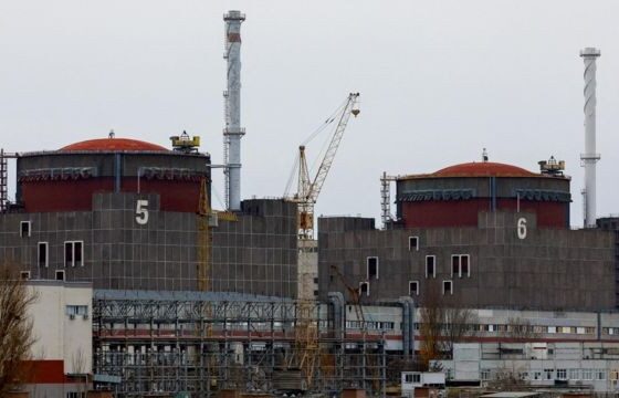 guerra-na-ucrania:-o-alerta-da-onu-apos-onda-de-ataques-russos-deixar-maior-usina-nuclear-da-europa-sem-energia