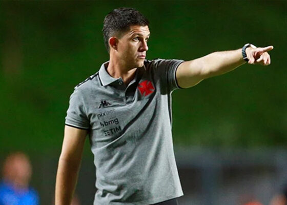 tecnico-do-vasco-projeta-semifinal-contra-o-flamengo:-“eles-tem-muito-mais-respeito-por-nos”