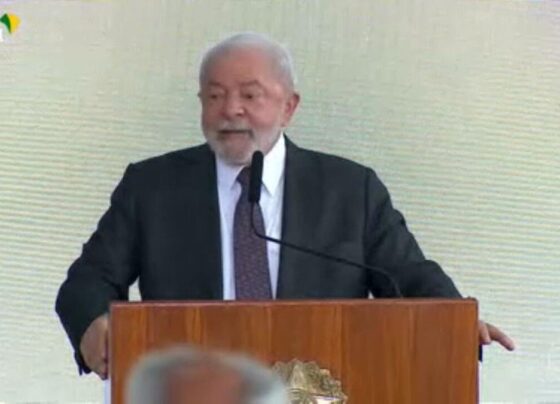 lula-diz-a-ministros-que-quer-viajar-e-entregar-obras:-‘nao-da-para-ficar-achando-que-o-gostoso-nesse-pais-e-guardar-dinheiro’
