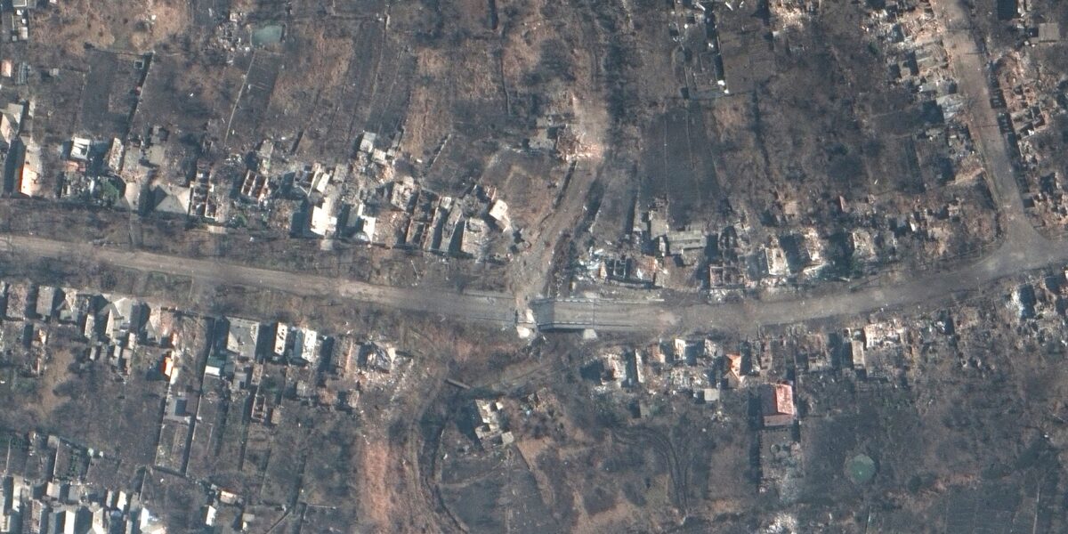 antes-e-depois:-imagens-de-satelite-mostram-destruicao-em-bakhmut,-na-ucrania