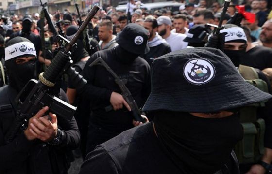 o-que-e-‘cova-dos-leoes’,-nova-milicia-palestina-‘jovem-e-raivosa’