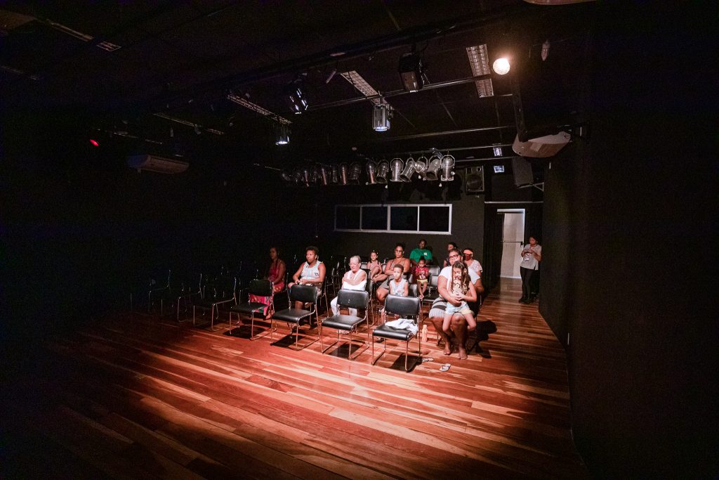 Comunidade aprova projeto Cine em Cena