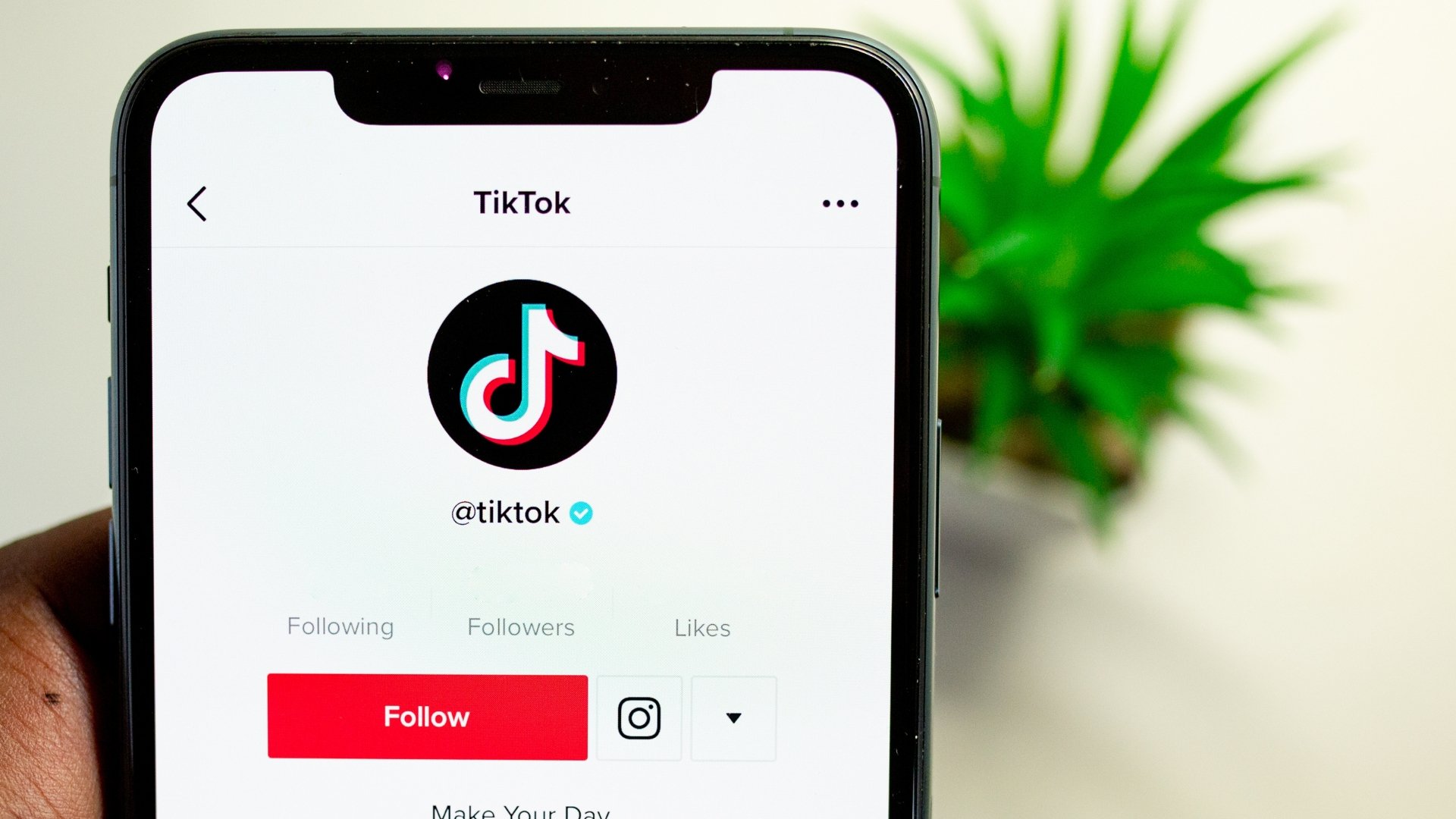 Tendência popular no TikTok é considerada prejudicial para pessoas com TOC