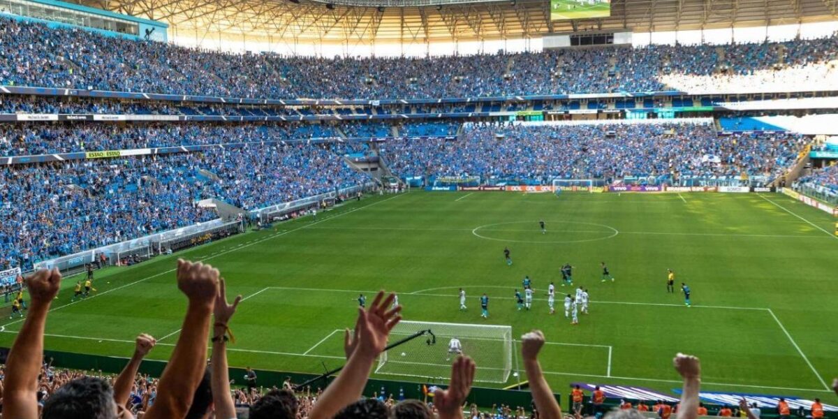 a-comparacao-incrivel-entre-publico-de-2022-e-2023-na-arena-do-gremio