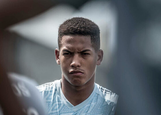 negociacao-do-fla-com-angelo-trava-apos-‘desentendimento’-de-representantes-do-jogador