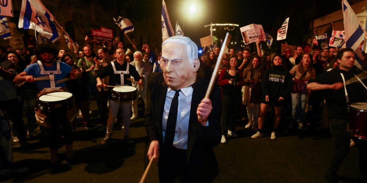 protestos-contra-reforma-judicial-levam-milhares-as-ruas-em-israel