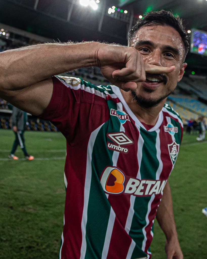 Intimado pela Polícia, Willian Bigode presta depoimento e contas são desbloqueadas