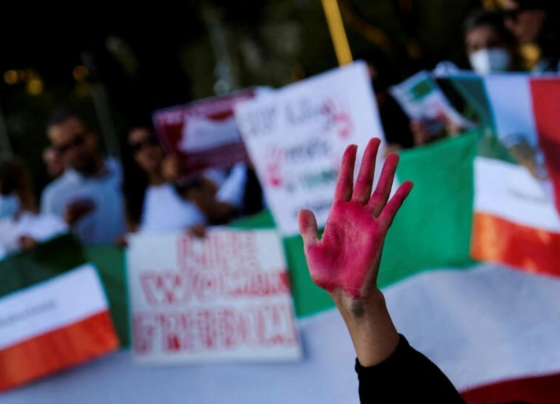 ira-detem-mais-de-100-pessoas-suspeitas-nos-casos-de-envenenamento-de-milhares-de-alunas