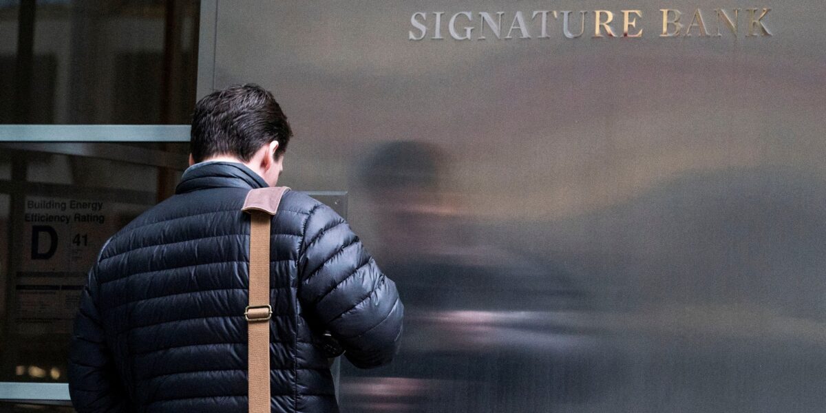 eua-fecham-signature-bank,-dois-dias-apos-falencia-do-silicon-valley-bank
