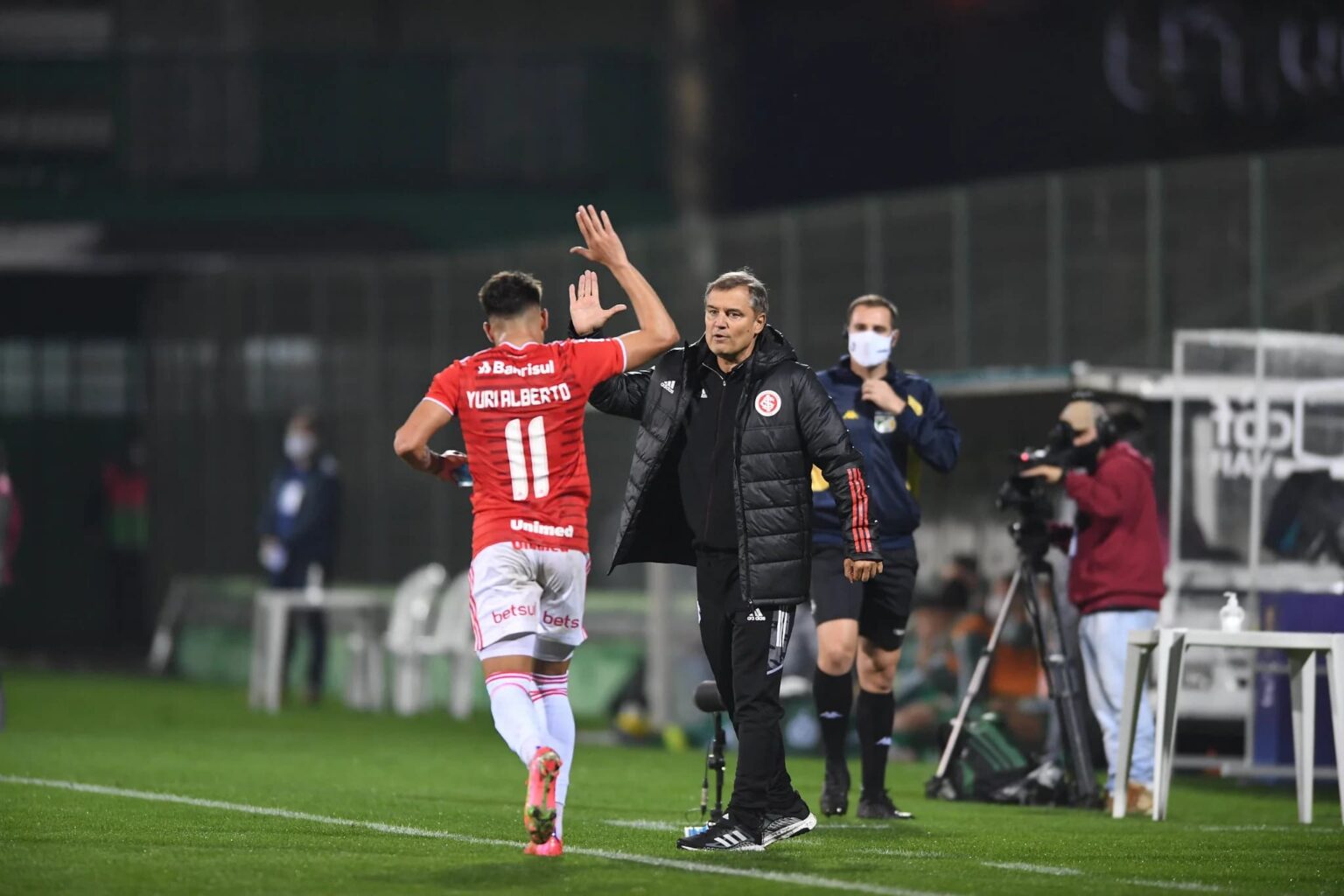 Afundou o Inter e agora vai trabalhar em velho carrasco do Colorado