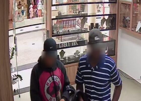 dupla-armada-assalta-joalheria-dentro-de-shopping-em-vicosa