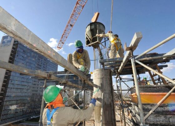 obras-irregulares-em-vicosa-sao-notificadas-pela-receita-federal