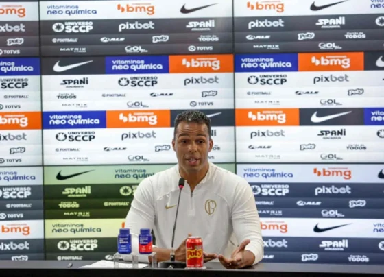 jornalista-diz-que-lazaro-so-esquenta-banco-e-crava-novo-tecnico-do-corinthians