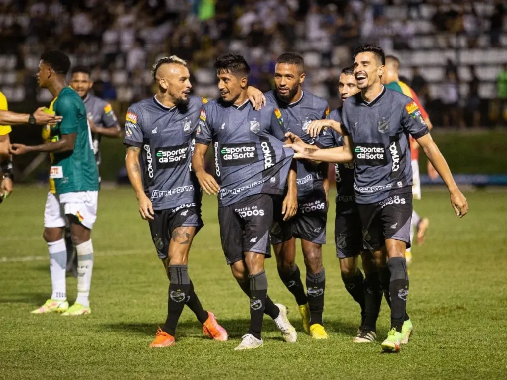 Confira a provável escalação do ABC contra o Vasco