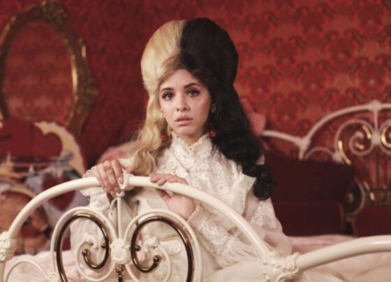 melanie-martinez-lanca-“death”,-single-oficial-de-seu-proximo-album-de-estudio;-ouca!