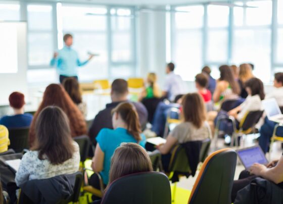 segundo-o-mec,-as-universidades-detem-600-mil-alunos-maiores-de-40-anos