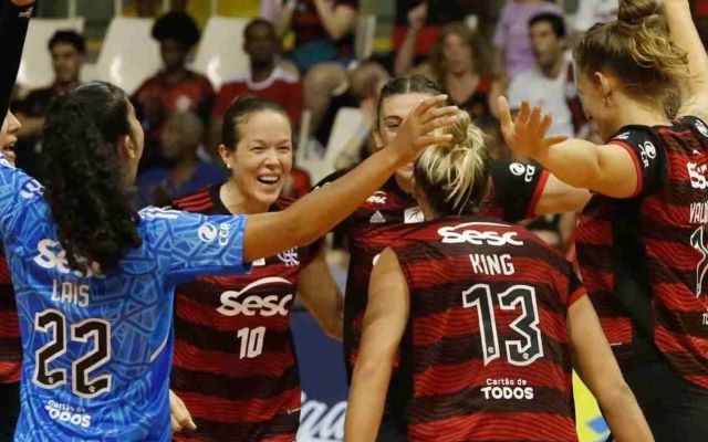 De virada, Flamengo vence Minas pela Superliga Feminina de Vôlei