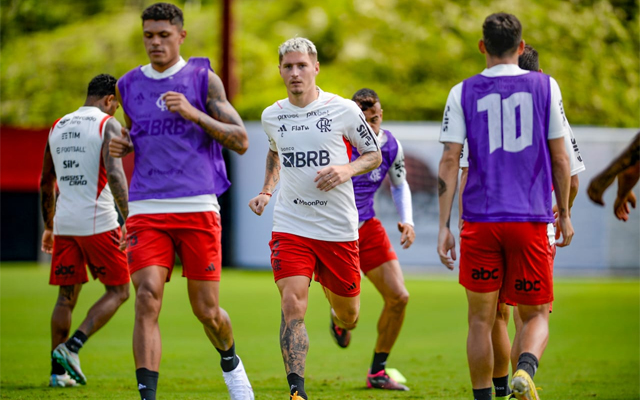 Resumo do dia: 5 notícias marcam último treino do Flamengo antes de jogo contra o Vasco