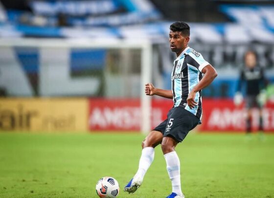 torcida-do-gremio-fica-desolada-com-thiago-santos-de-titular-na-decisao-contra-o-ypiranga