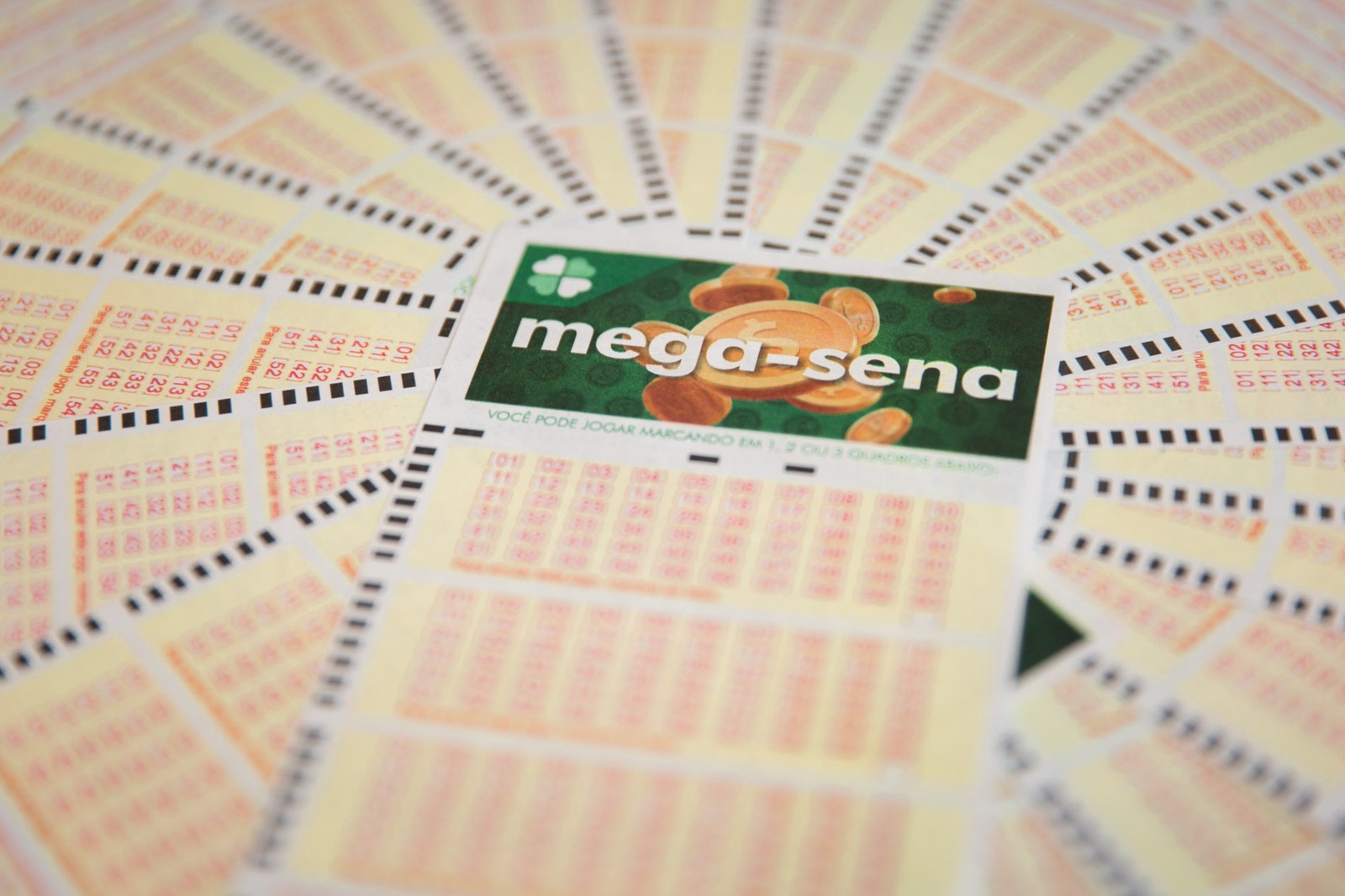Mega-Sena, concurso 2.574: ninguém acerta as seis dezenas, e prêmio vai a R$ 45 milhões