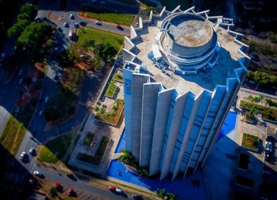 caixa-atribui-queda-de-lucro-em-2022-ao-aumento-de-reserva-para-calotes-apos-subida-dos-juros