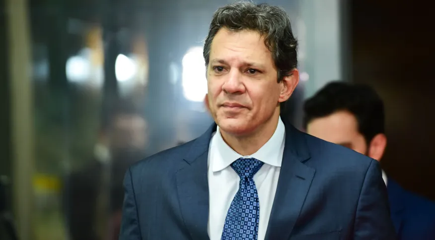 Haddad recua e mantém isenção de taxa sobre encomendas de até US$ 50 entre pessoas físicas