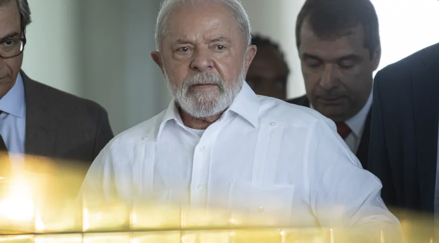 Lula decide ir a Londres para coroação do rei Charles III em maio